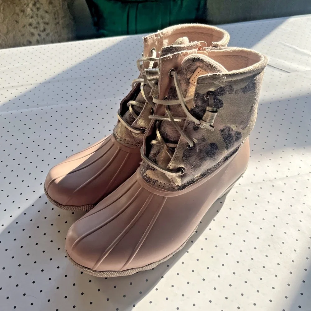Sperry Saltwater Duck Boots Womens 8 Blush Pink Metallic Camo Waterproof  Boots